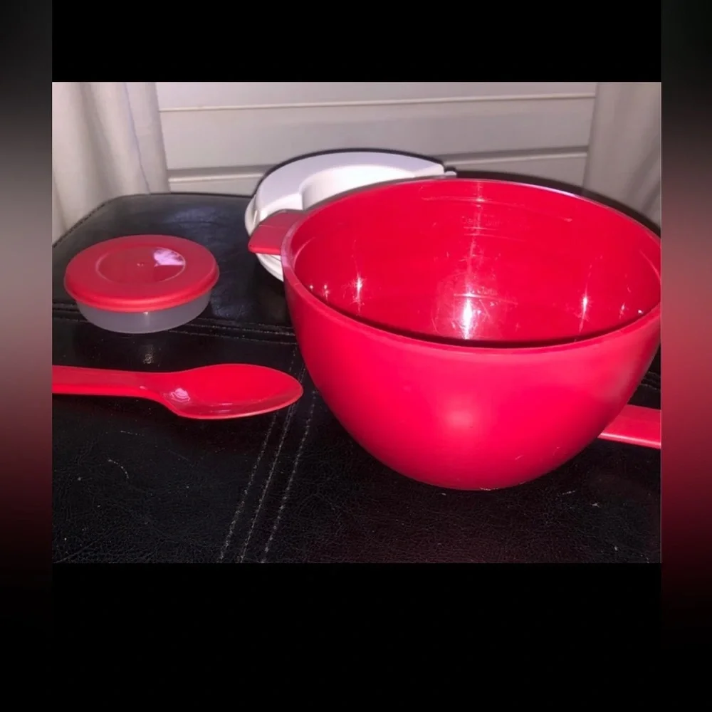 Progressive On the Go Salad Soup Bowl  RED - Picture 3 of 3